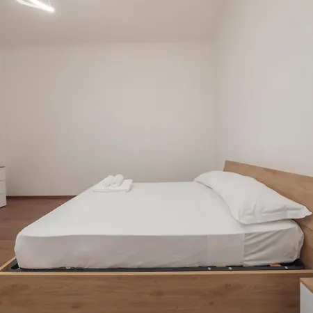 Appartement I-host - Cesarotti 2