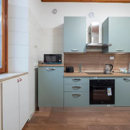 Appartement I-host - Cesarotti 2 *