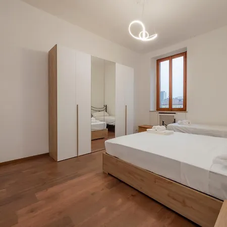 I-host - Cesarotti 2 Appartement