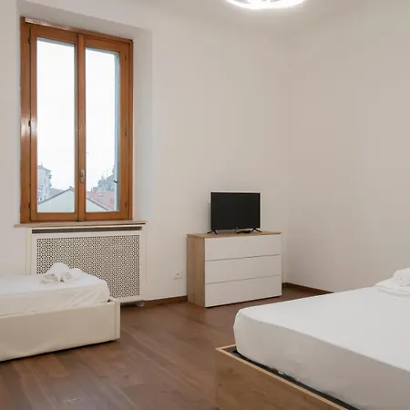 Apartment I-host - Cesarotti 2 Milan