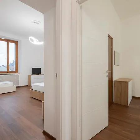 I-host - Cesarotti 2 * Milan