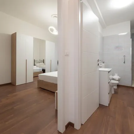 I-host - Cesarotti 2 * Milan